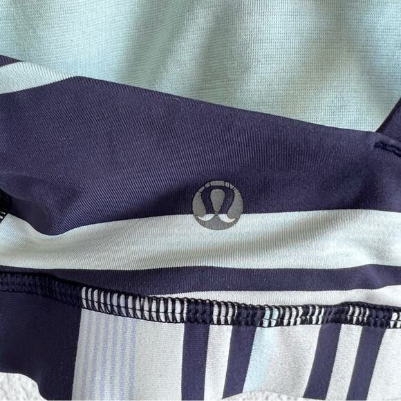 Lululemon Energy Bra Blue Groovy Stripe Nimbus Criss Cross Straps - Picture 7 of 10